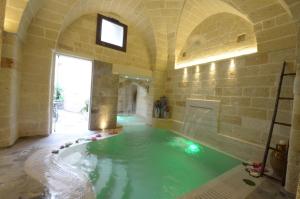 The swimming pool at or close to B&B Corte Dei Figuli