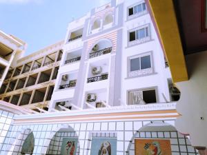 The building in which Az apartmant is located