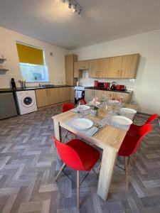 Foto dalla galleria di Modern 3 bed home, Sleeps 6, Free Netflix and WIFI a Burnley