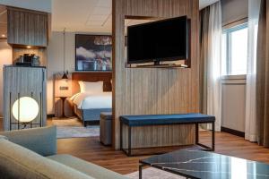 TV a/nebo společenská místnost v ubytování Radisson Blu Airport Hotel, Oslo Gardermoen