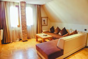 Istumisnurk majutusasutuses Hotel Perce Neige