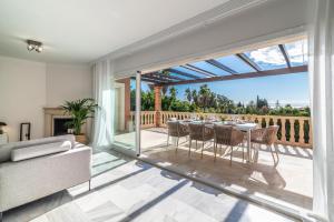 Galeriebild der Unterkunft VACATION MARBELLA I Villa Adelfas, Andalusian Style, Private Pool, Sea View in Marbella