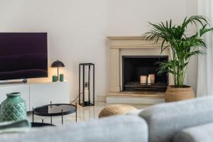 Galeriebild der Unterkunft VACATION MARBELLA I Villa Adelfas, Andalusian Style, Private Pool, Sea View in Marbella