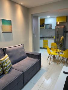 Кухня или мини-кухня в Muro Alto Condomínio Clube Apt 316
