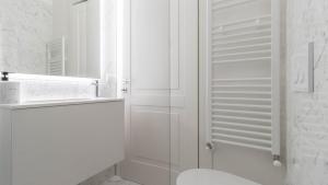 A bathroom at Cavour 82