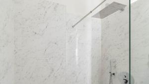 A bathroom at Cavour 82
