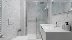 A bathroom at Cavour 82