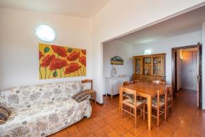 Posezení v ubytování Accu is Prezzus C fronte mare + 19 fotografií