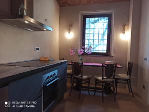 Kuchyňa alebo kuchynka v ubytovaní Villa di Campagna Santa Giulia