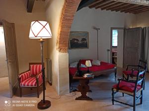 Posedenie v ubytovaní Villa di Campagna Santa Giulia