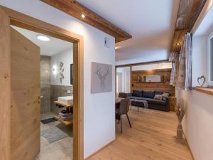 A bathroom at Appartement Holznest