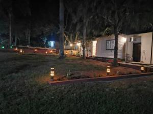 Vrt pred nastanitvijo El Paraje Camping