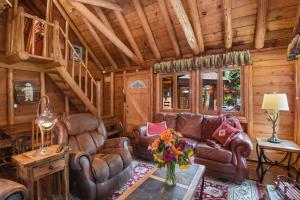 Dancing Cubs Camp - Hot Tub cabin