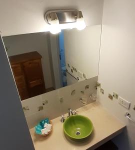 Un baño de COSTA COM Cabañas