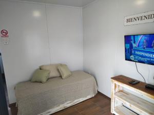 A bed or beds in a room at Casita de Piedra 6