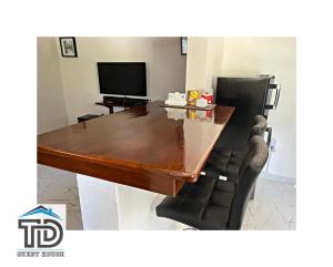 Televisyen dan/atau pusat hiburan di TD Guest House 5 Lite