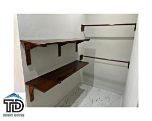 Katil dua tingkat atau katil-katil dua tingkat dalam bilik di TD Guest House 5 Lite