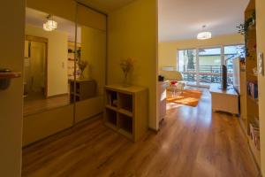 Kuchnia lub aneks kuchenny w obiekcie Komfortowy Apartament w centrum Ustronia