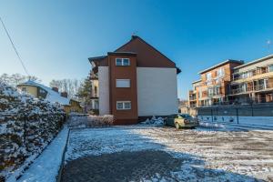 Budynek, w którym mieści się apartament