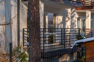Balkon lub taras w obiekcie Komfortowy Apartament w centrum Ustronia