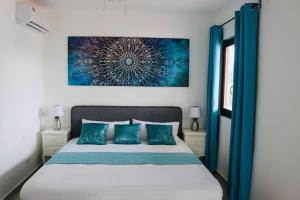 Postel nebo postele na pokoji v ubytování Neue Villa TROPIC PARADISE + 32 fotografií