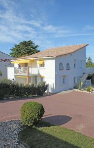 Gallery image of Hôtel Résidence Les Flots in Saint-Palais-sur-Mer