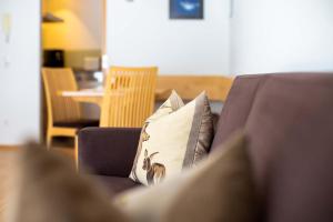 A seating area at Ferienwohnung Flanuf