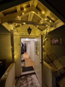 Imagen de la galería de Cosy Tromsø Apartment, en Tromsø 3 fotos más