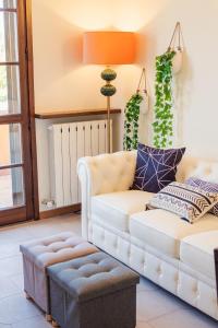 A seating area at La Casa Sul Porto - Italian Homing