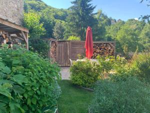 Vonkajšia záhrada v ubytovaní Gite, Close To Hautecombe Abbey, Lac du Bourget