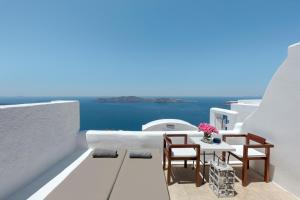 Фотография из галереи Afroessa Hotel Santorini в городе Имеровигли