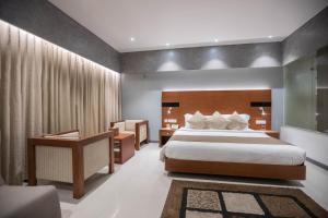 Gallery image of Hotel Niya Regency in Trichūr