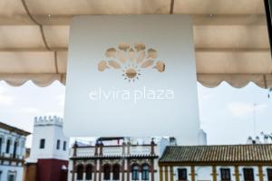 Certyfikat, podpis lub inny dokument wystawiony w obiekcie Hotel Boutique Elvira Plaza
