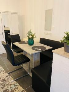 Posezení v ubytování Ferienwohnung Emma an der Romantischen Straße