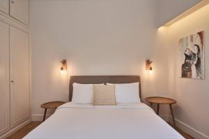 Postel nebo postele na pokoji v ubytování Chic n Bright 3Bd Apt with Hilton View
