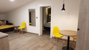 Postel nebo postele na pokoji v ubytování Premium Appartments Suha Punta