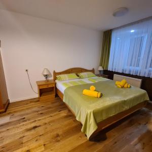 Posteľ alebo postele v izbe v ubytovaní Ferienwohnung Ausseerland