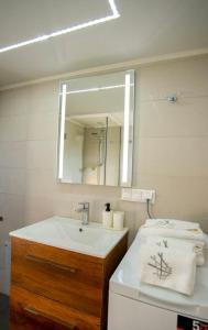 Kúpeľňa v ubytovaní Ierapetra flats 2 + 4 fotografie