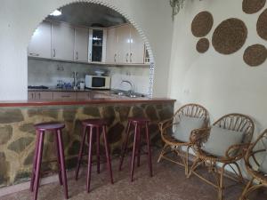 Kuchyňa alebo kuchynka v ubytovaní Encantadora casa rural con gran porche