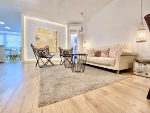 A seating area at Charming La Casa de La Castellana