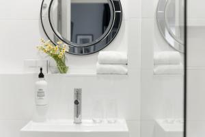 Vannituba majutusasutuses Hotel Challis Potts Point