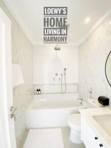 Bany a Loewys Home Tanjung Duren Jakarta Barat