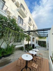 Balcó o terrassa a Loewys Home Tanjung Duren Jakarta Barat
