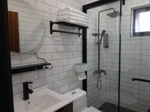 חדר רחצה ב-Summerflow Hostel