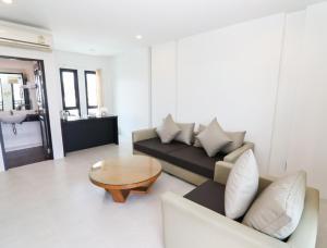Gallery image of G House Hotel in Hua Hin