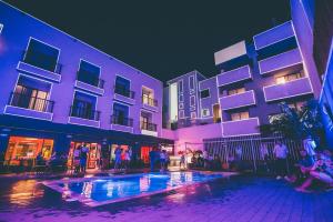 Piscina di Amistat Island Hostel Ibiza - ALBERGUE JUVENIL o nelle vicinanze