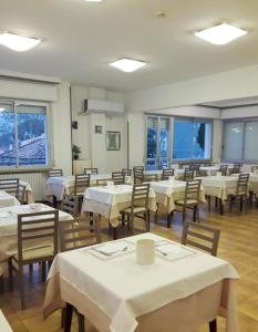 Restaurace v ubytování Hotel Caesar