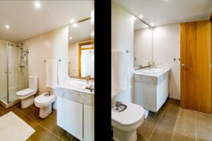 A bathroom at GH-Modern 2 bed apartment with Pool in Estepona