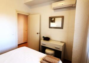 Posteľ alebo postele v izbe v ubytovaní Skol 427 Spacious 1 Bedroom Apartment with Sea Views