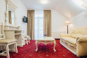 Μια τηλεόραση ή/και κέντρο ψυχαγωγίας στο Pension Elegance